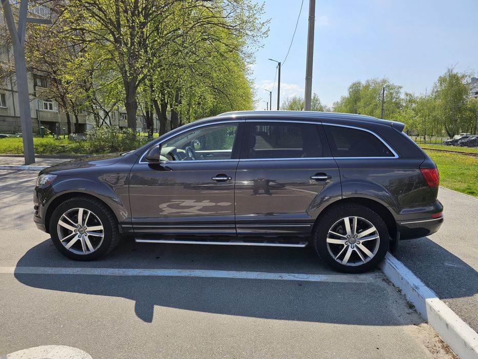 продам AUDI Q7 2013 г. дизель 3,0