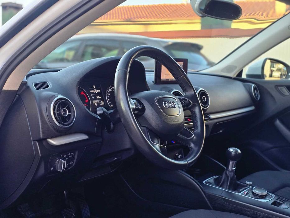 AUDI A3 SPORTBACK 8V S LINE 1.6TDI 110CV "LOOK RS3"