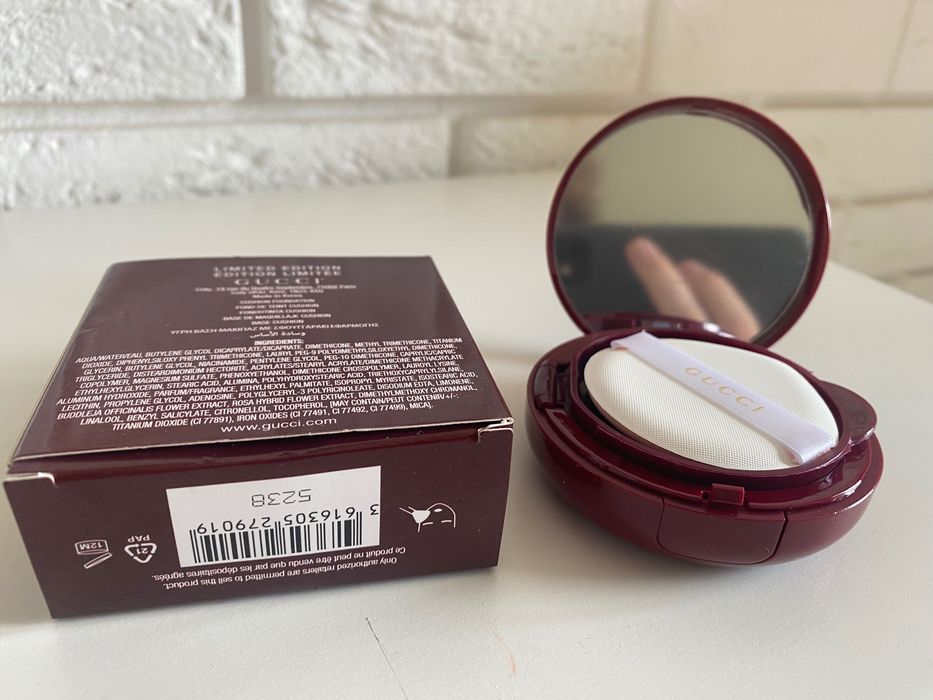 Podkład Gucci Cushion De Beauté Limited Edition 02