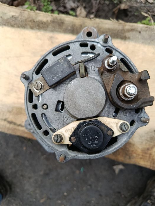 Генератор гольф 2 джета  2