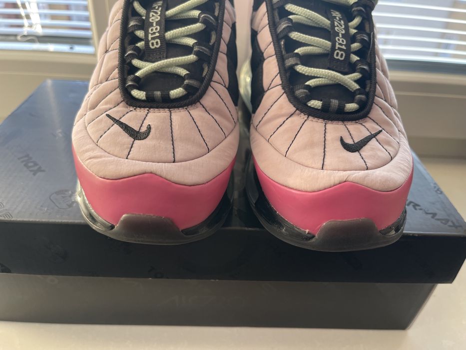 Nike Air Max 720-818