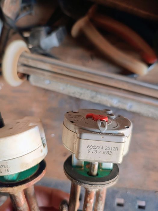 Запчастини на мікрохвильові печі, пральної машини, бойлери.