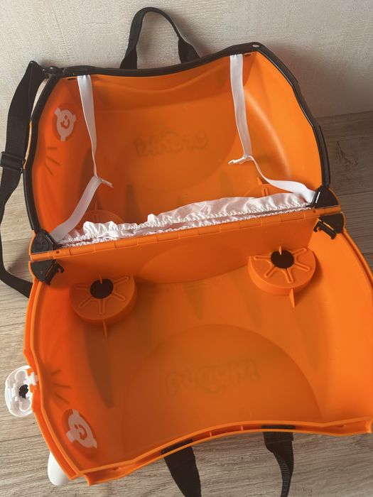 Дитячий чемодан Trunki