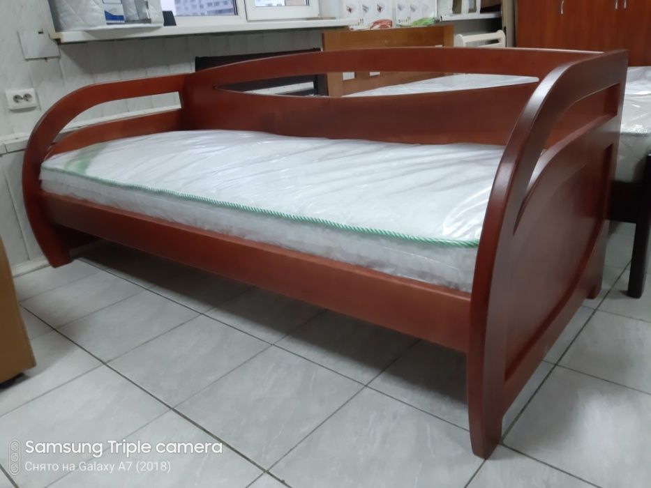 Кровать односпальная полуторная Лиза, кушетка из массива дерева, нота ...