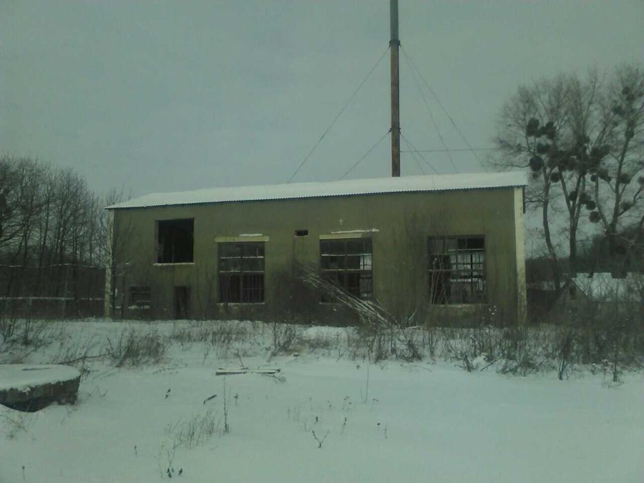 Ярмолинці Виробничі приміщення 1300 кв м з земельною  ділянкою 1,750га