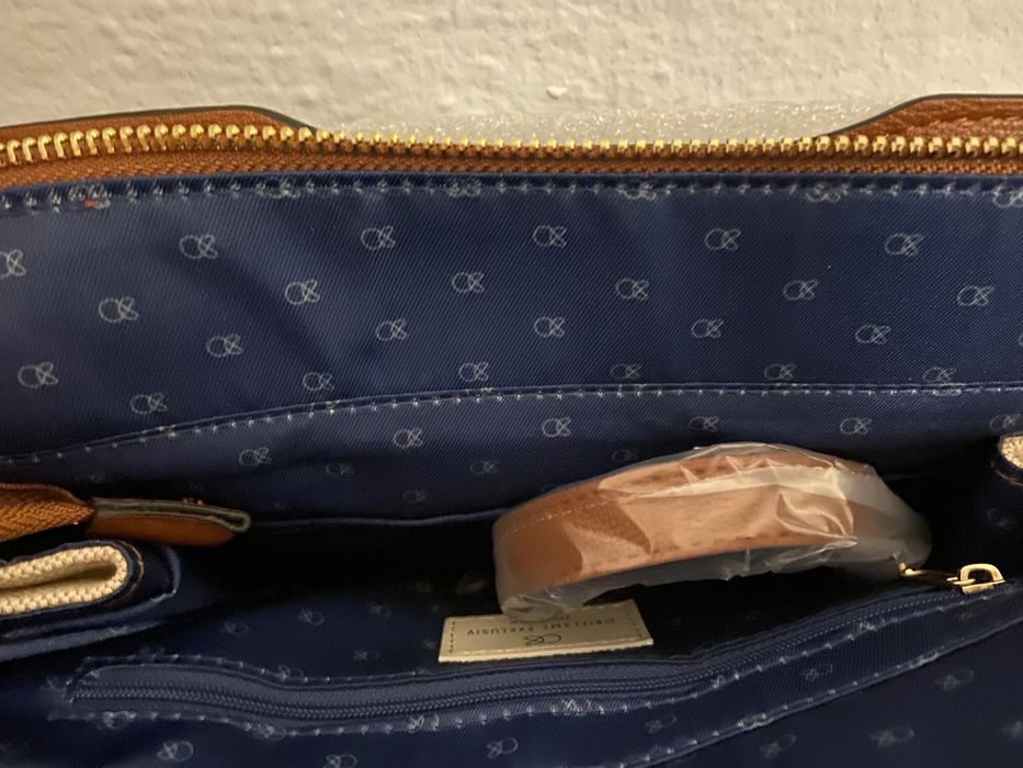 Vendo mala completamente nova64740756696323123