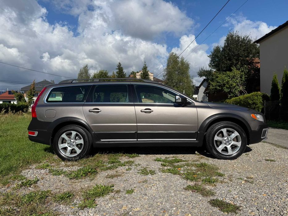 Volvo XC 70 3.2 benzyna+LPG. Summum - Szwecja. 4x4