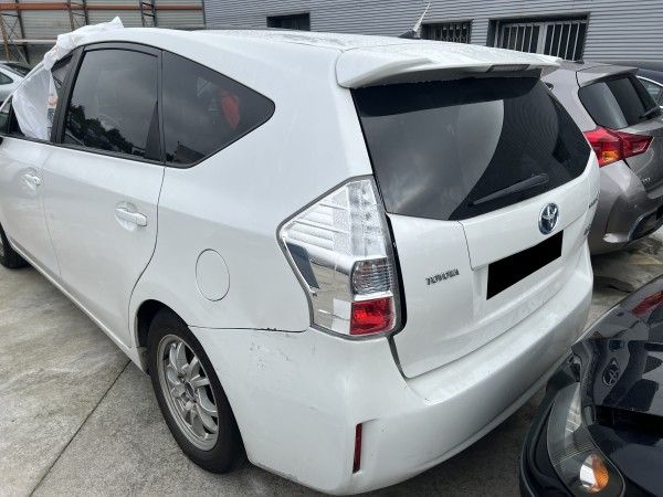 Para peças TOYOTA Prius Plus Hatchback (_W4_)