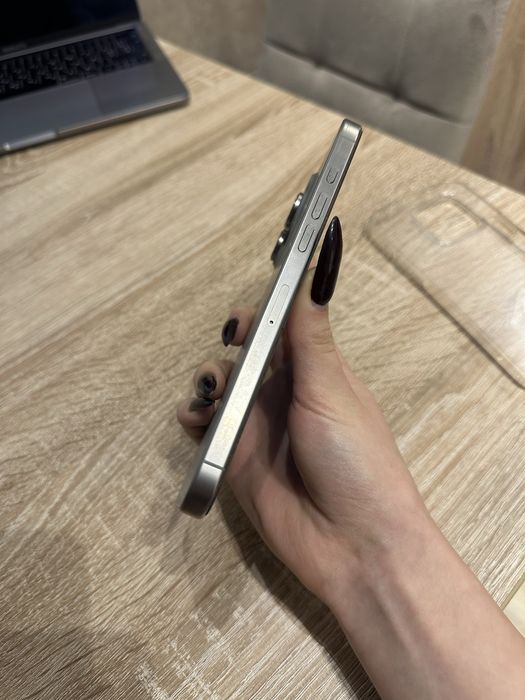 iPhone 16 pro Max natural titanium  100% батерея айфон 16 про макс