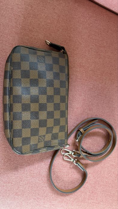 Louis Vuitton pochette autentyczna