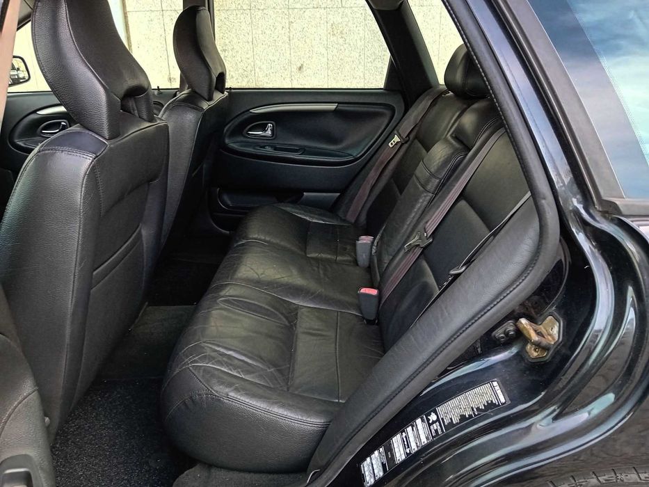 Volvo V40 1.9D 115cv