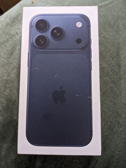iPhone 17 pro 512 GB blue esim jak nowy !! Gw Apple bez rat