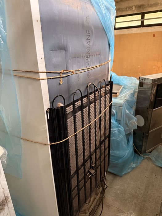 Frigorífico combinado usado.