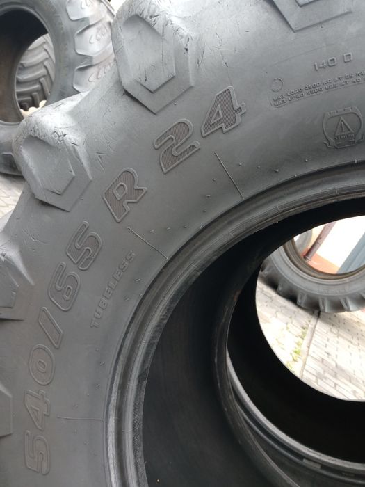 Para opon 540/65R24 140D Trelleborg TM 800