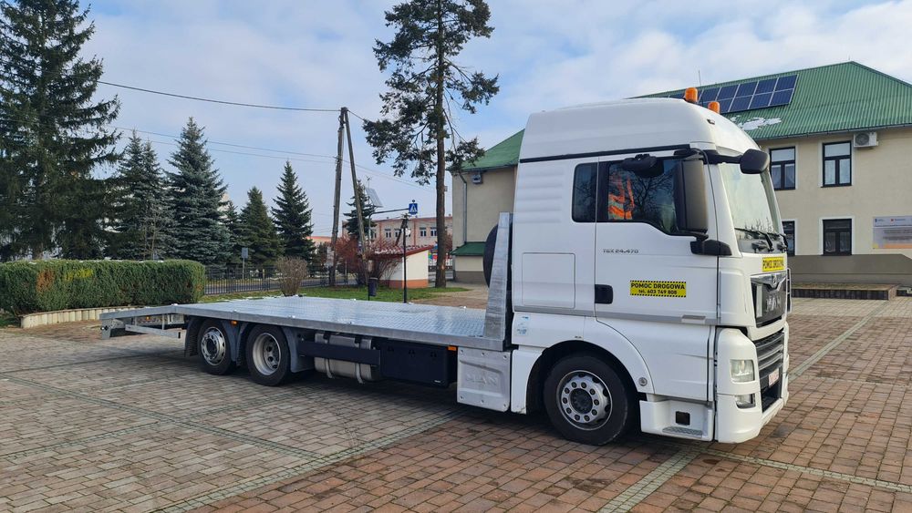 Najazd platforma ciężarowe trzyośka zabudowa laweta MAN TGM Hydraulika
