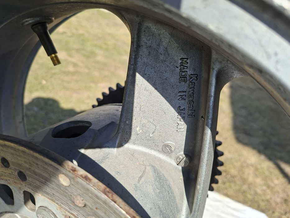 КОЛЕСА для спортивного мотоцикла KAWASAKI