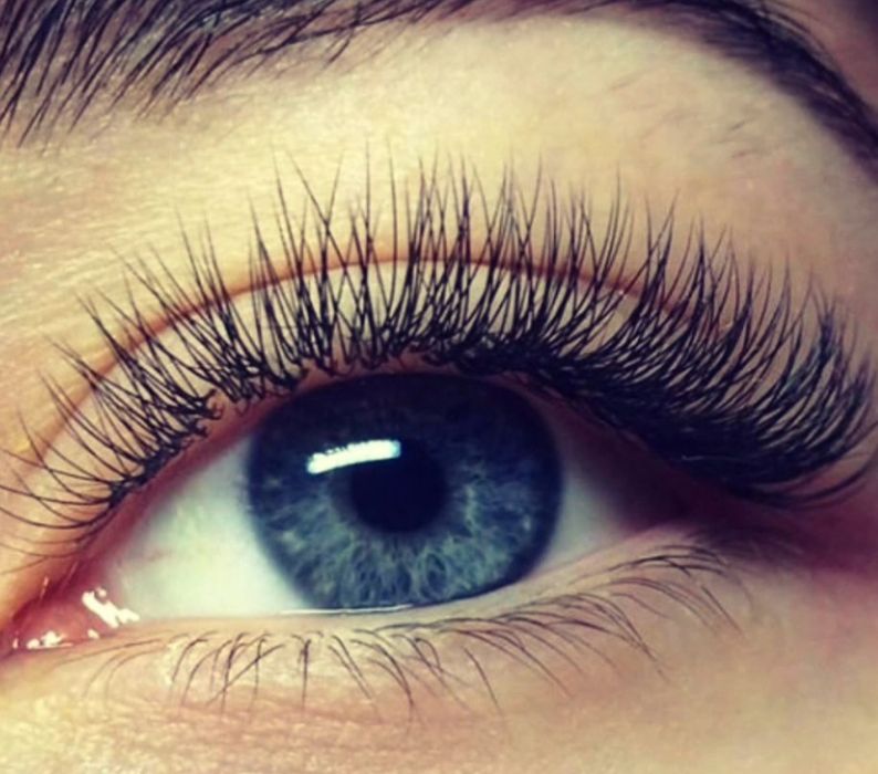 Наращивание, ламинирование ресниц и бровей   200-500 грн