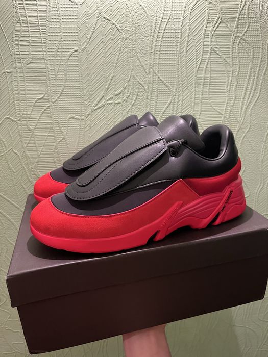 raf simons antei cylon ozweego