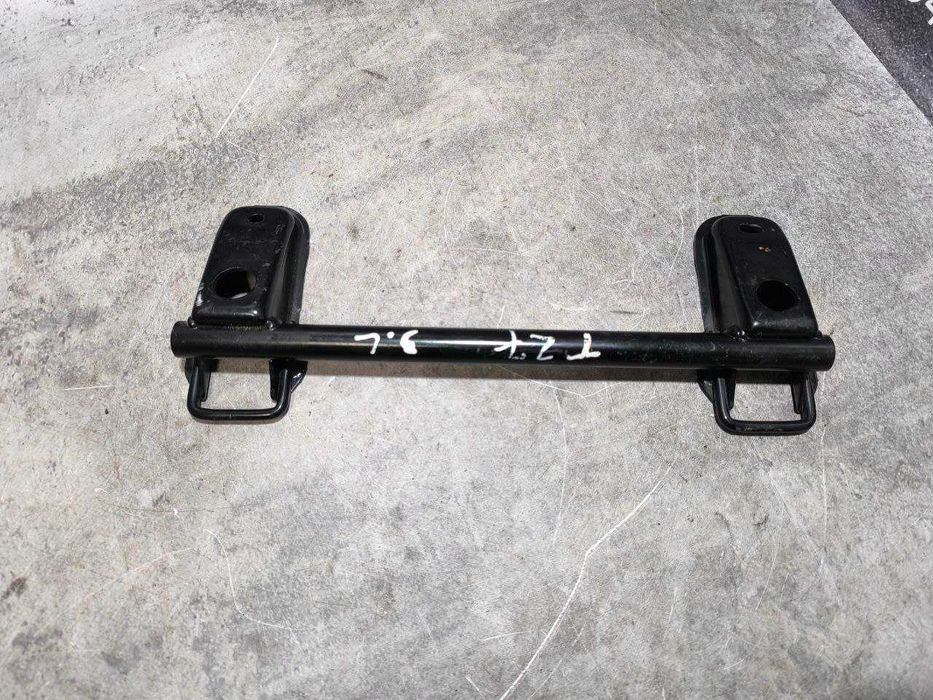 Кронштейн кріплення сидінт ISOFIX Toyota Avensis T27 2009–2018