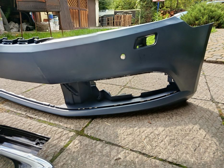 VW Volkswagen Passat CC Передній Бампер