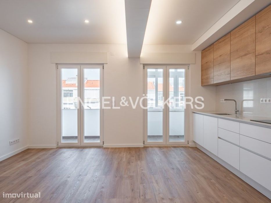 Apartamento T2+1 Totalmente Remodelado na Amadora