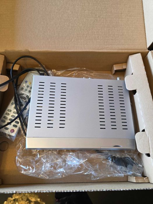 Nowy Tuner, dekoder Opticum 4060CX plus pilot