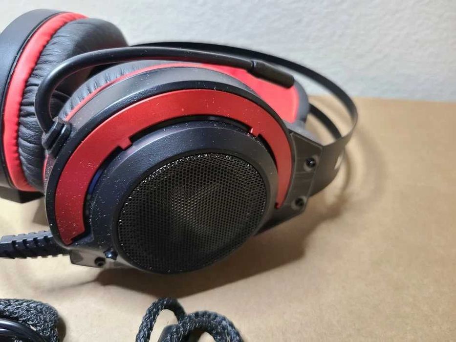 Гарнітура Vankyo CM7000 Commander Gaming Headset - Black/Red