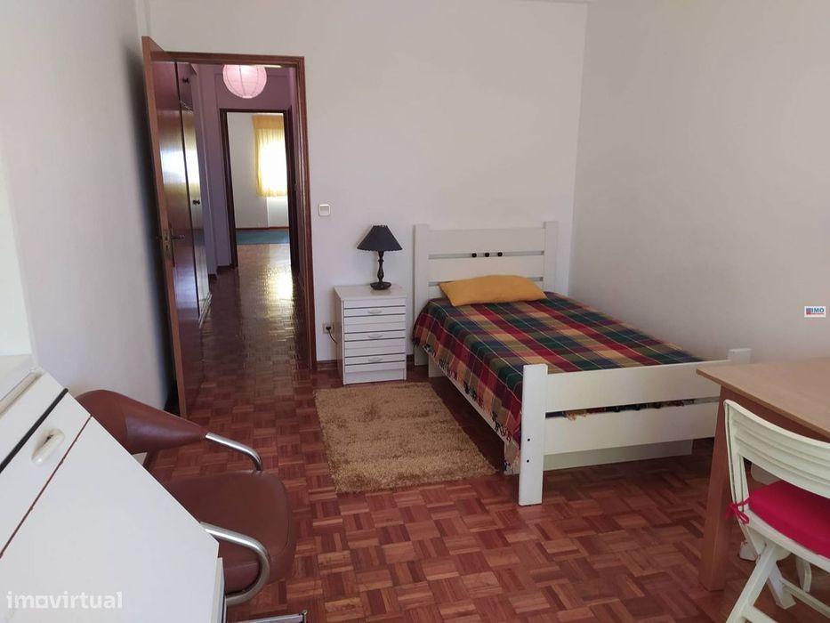 2 Quartos -  p/ Rapaz - Rua da Saudade - Covilhã