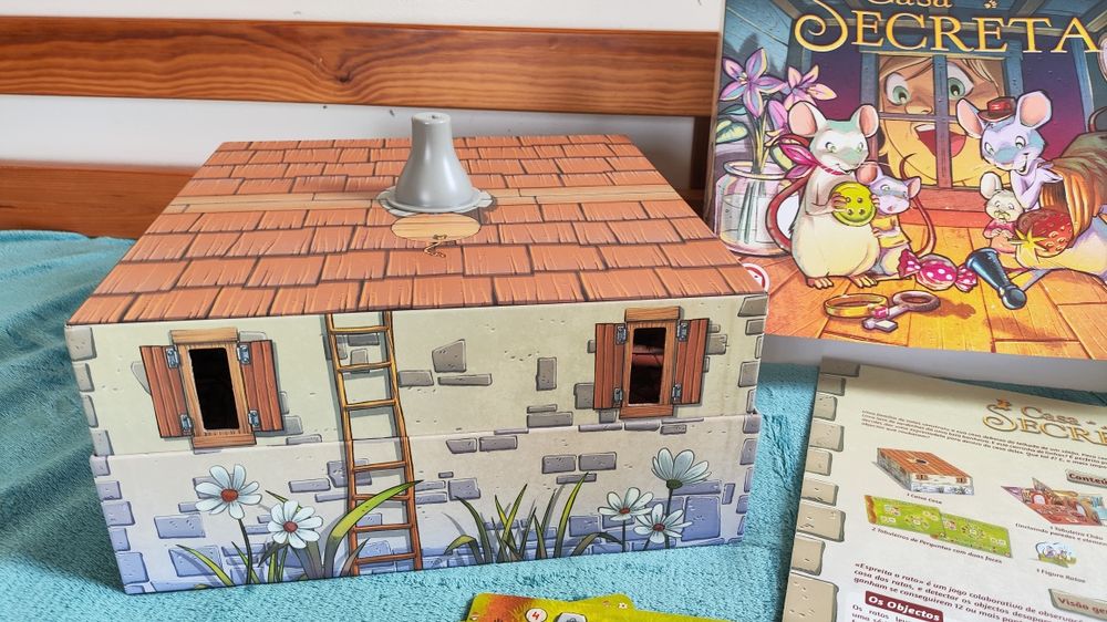 Jogo de Tabuleiro Casa Secreta