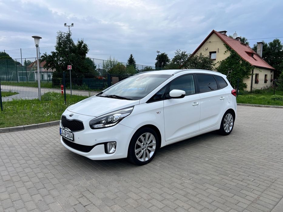 Kia Carens