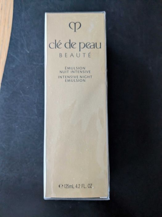 Shiseido Cle De Peau  - Beaute Intensive Night Emulsion - 125ml