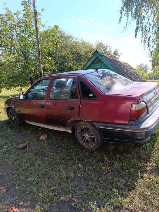 Авто Нексія на ходу