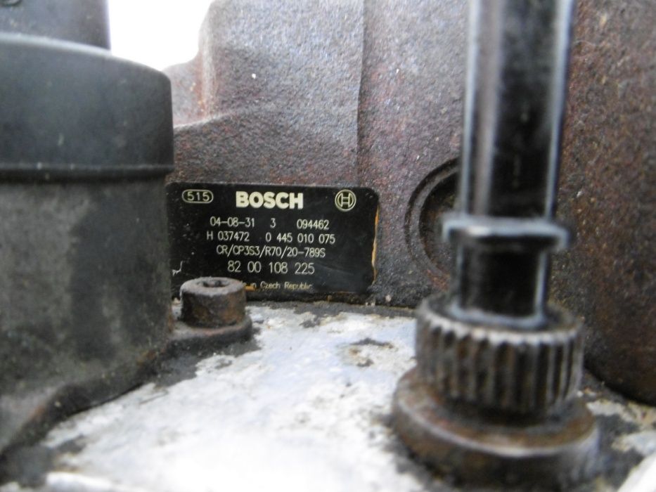 Топливный насос Renault Trafic 1.9 Vivaro 1.9 ТНВД Трафик 1.9 Віваро