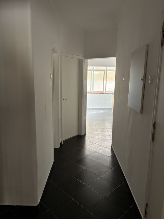 T2 centro Moscavide para arrendar