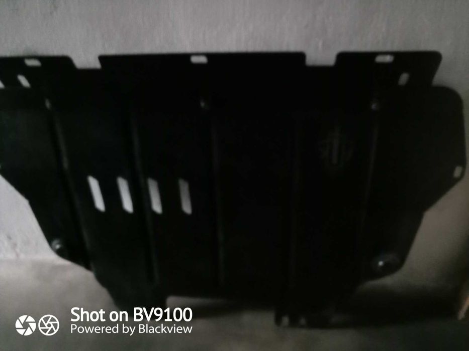 Металевий захист двигуна Peugeot 308 II двигун і КПП