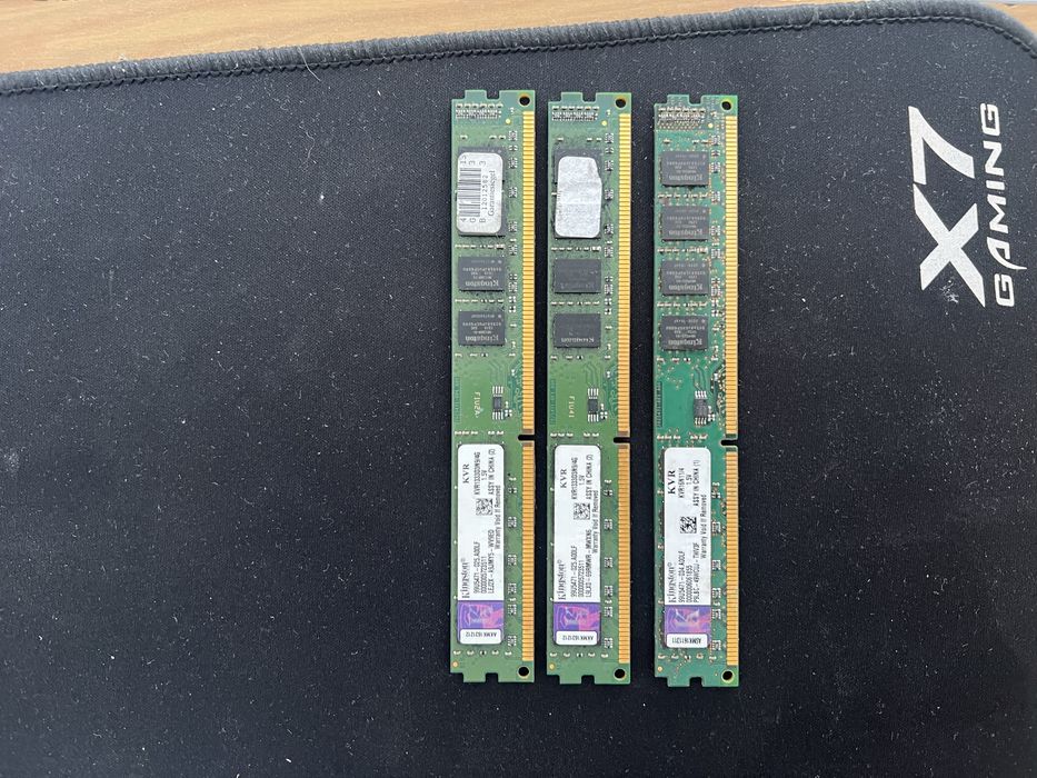 оперативна память DDR 3 по 4g