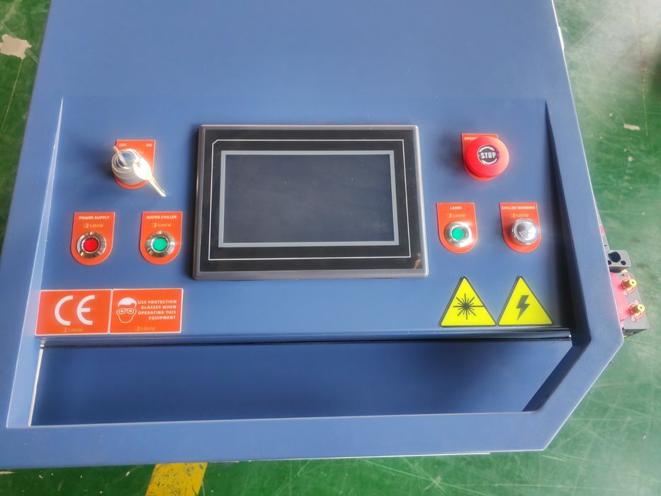 Апарат лазерного очищення 2000W