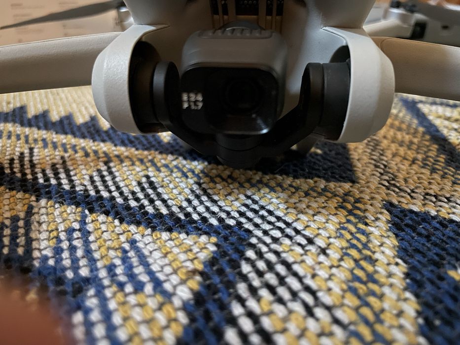 Dron DJI mini 3 jak nowy 21 cykli