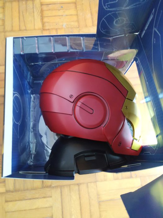 Mealheiro Semic Studio Capacete Marvel Iron Man Figura 25cm
