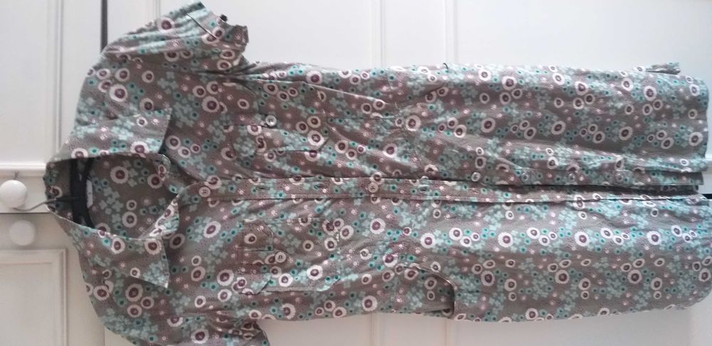 Sukienka letnia w kwiaty rozpinana M