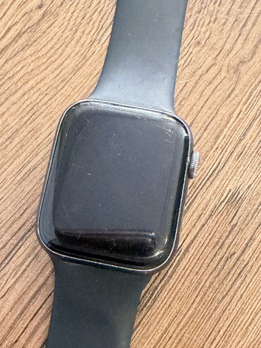 Zegarek apple watch SE