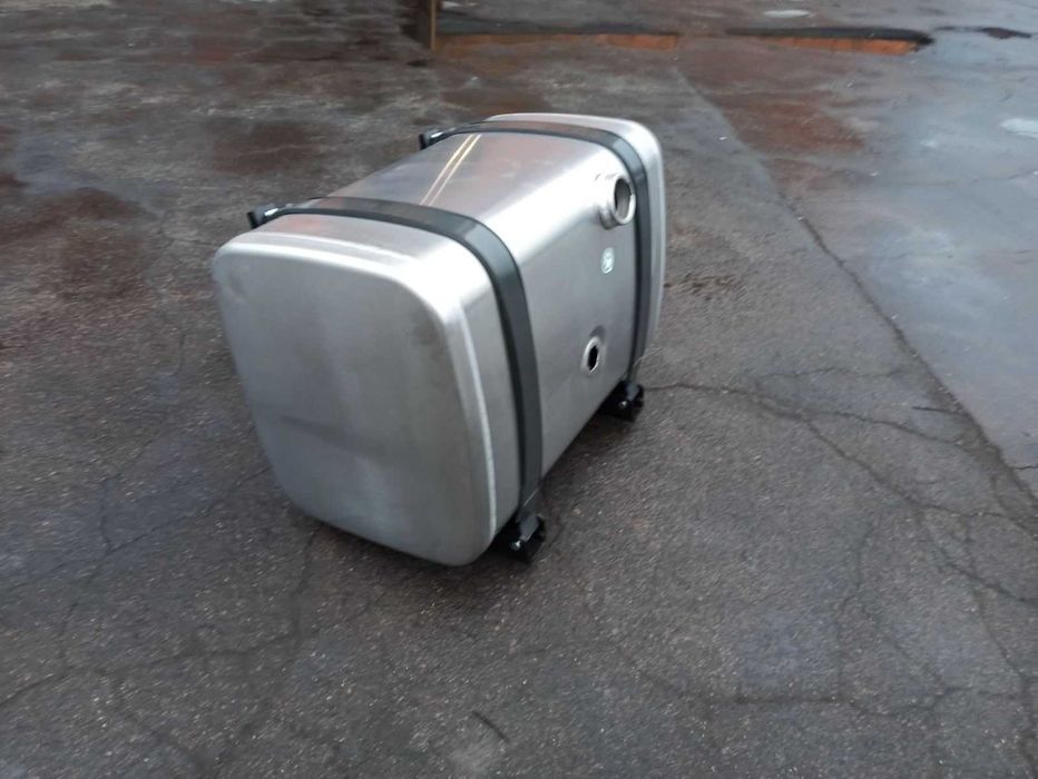 Паливний бак Mercedes Benz/Мерседес Бенз 300 л (560х640х940)/КАМАЗ