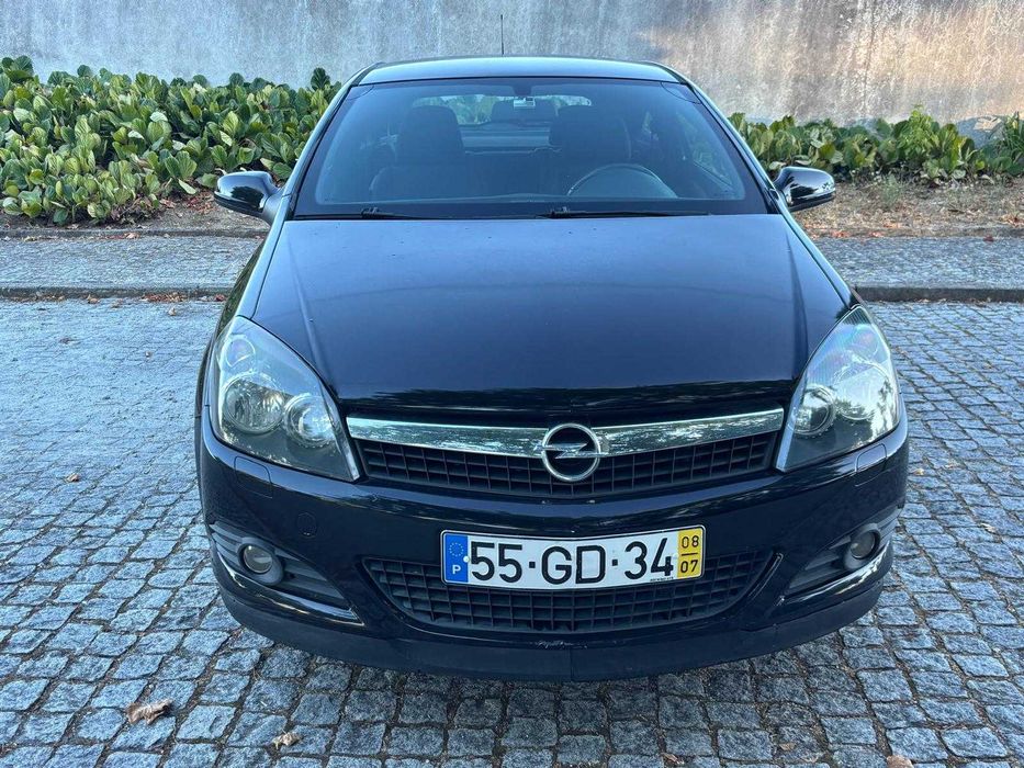 Opel Astra GTC 1.4 16V 90CV Gasolina de 2008 5 Lugares