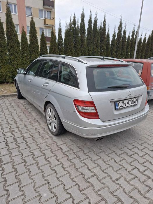 Sprzedam Mercedesa C180 Kompressor Kombi