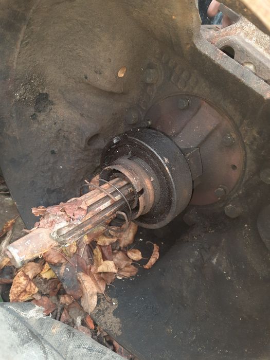 Продам кпп ямз 236