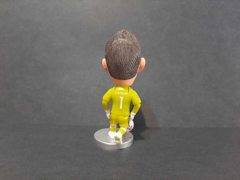Тібо Куртуа. Реал Мадрид. Фігурки футболістів Soccerwe