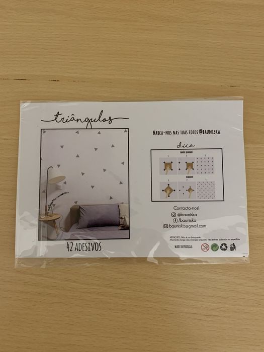 Stickers / Autocolantes triangulares pretos