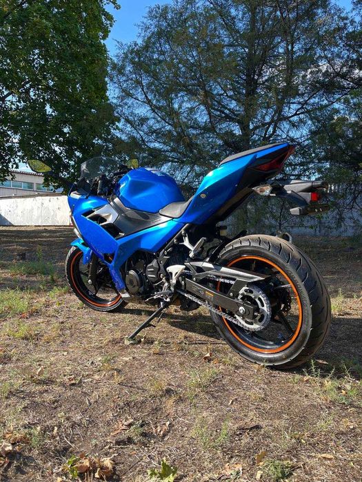 Мотоцикл Kawasaki Ninja 250