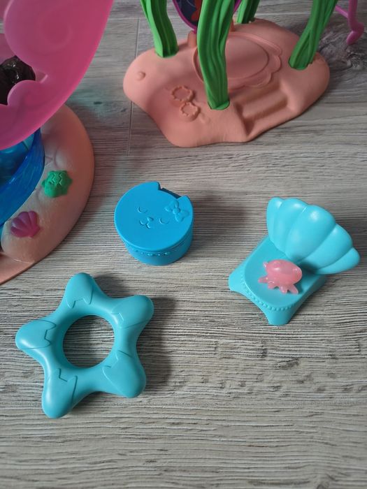 Zestaw Koci Domek Gabi basen z zjeżdżalnią