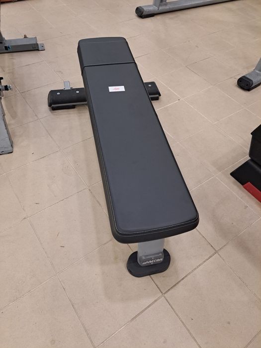 Bancos profissionais PRECOR – ginásio / estúdio PT